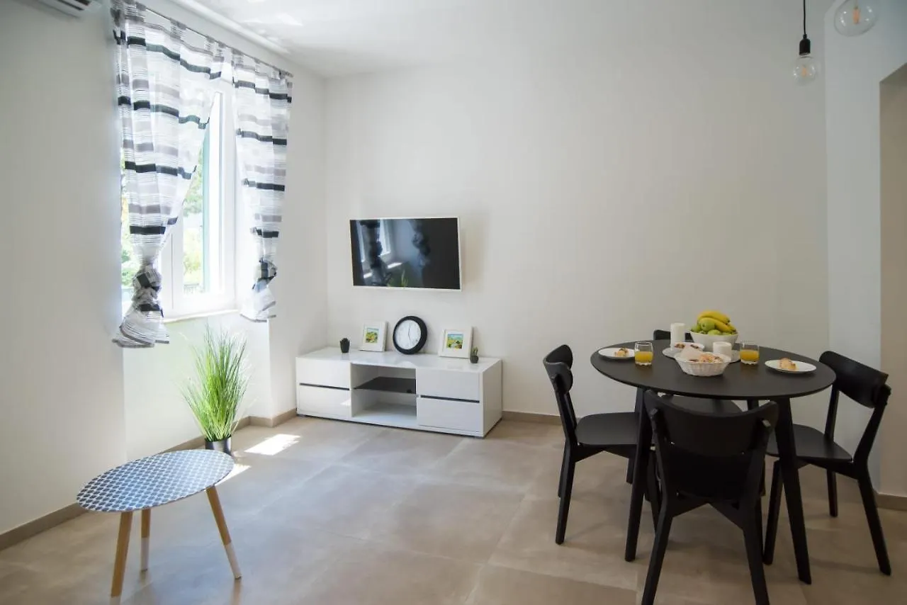 Ita&Toni Apartment  Split