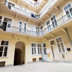 4 Westend Apartamento Budapest