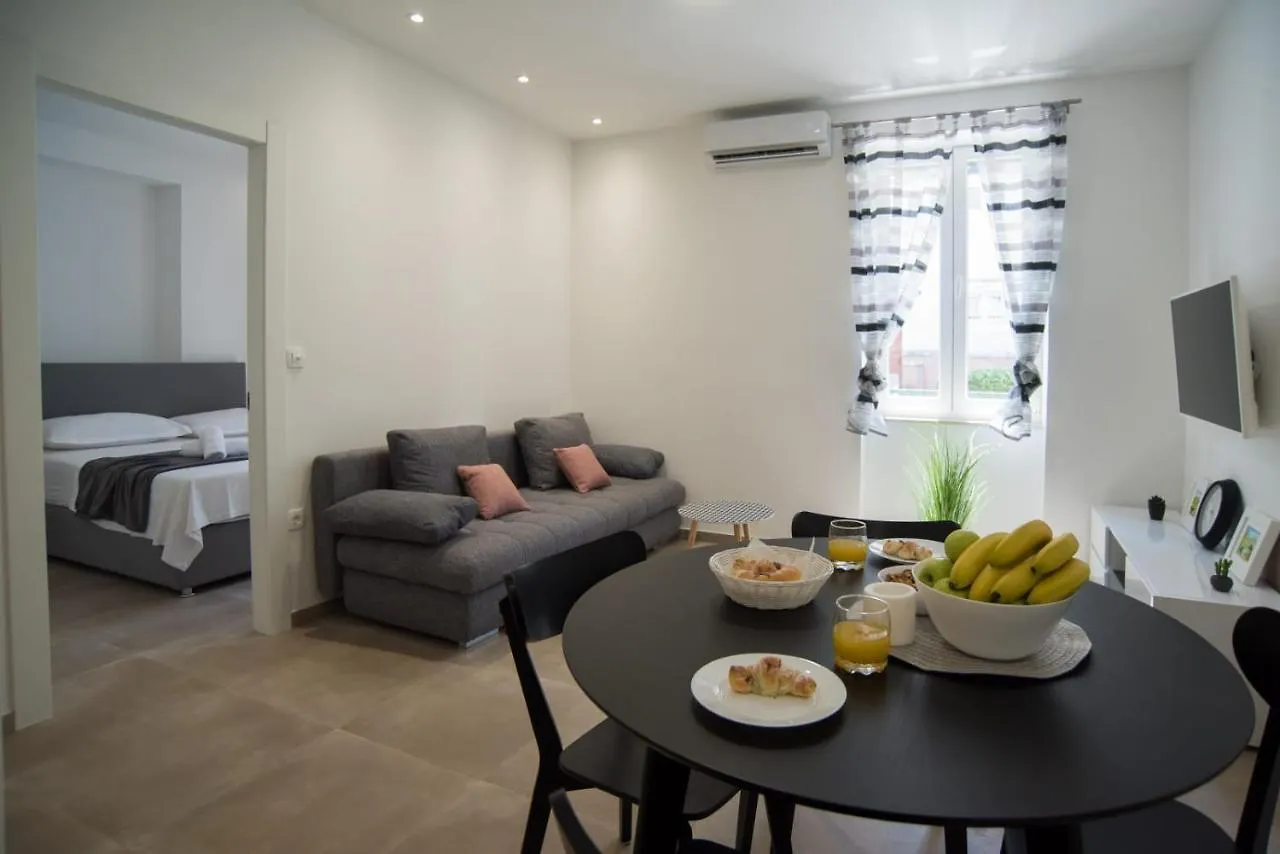 Ita&Toni Apartment location